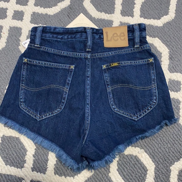 Vintage Lee Denim Shorts - Picture 2 of 3